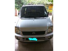 2002 Suzuki Karimun 970 DX Hatchback