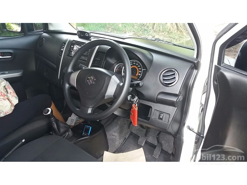 Jual Mobil Suzuki Karimun Wagon R 2015 GS Wagon R 1.0 di 