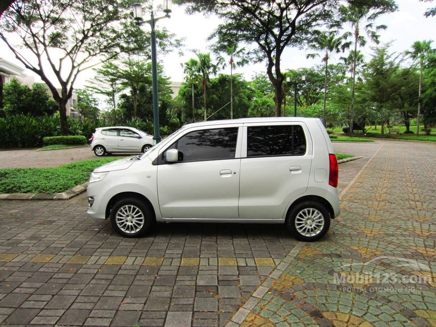 Jual Mobil Suzuki Karimun Wagon R 2015 GS Wagon R 1.0 di 