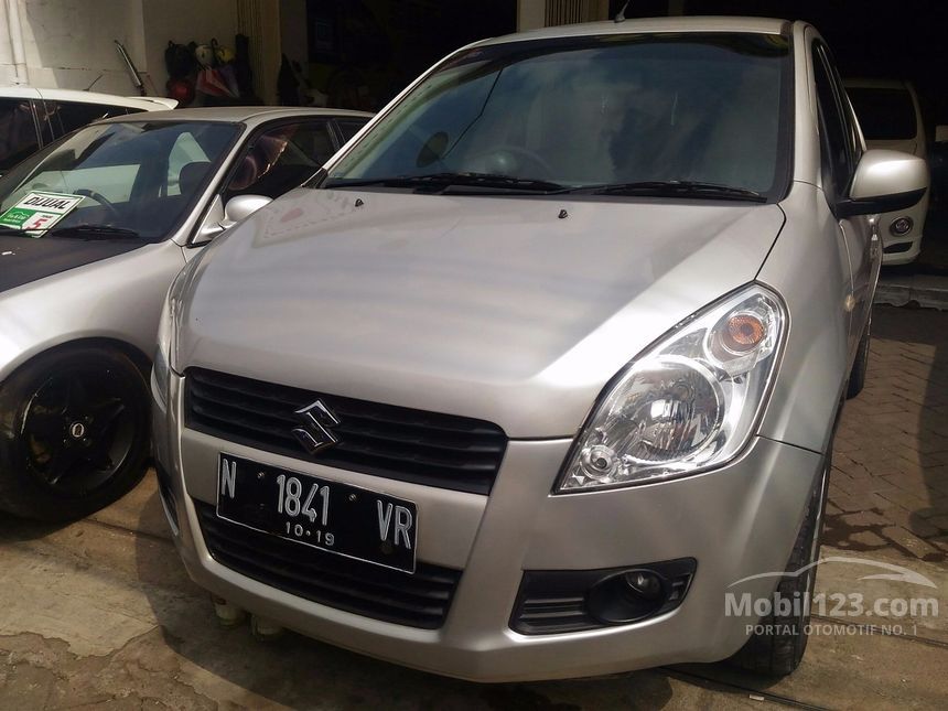 Jual Mobil Suzuki Splash 2010 GL 1.2 di Jawa Timur Manual 