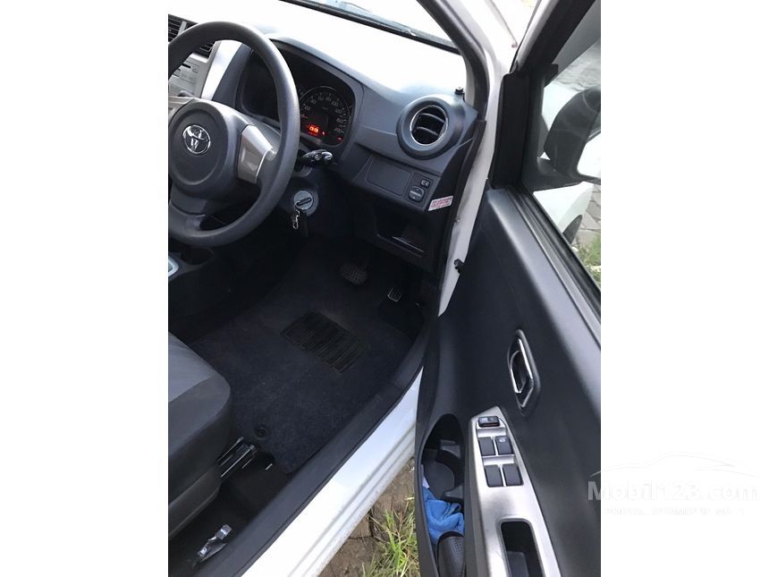Toyota Agya 2014 G 1 0 di Banten Automatic Hatchback Putih Toyota Agya 2014 G 1 0 di Banten Automatic Hatchback Putih