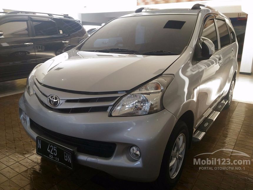 Jual Mobil  Toyota Avanza  2014 E 1 3 di Jawa  Timur  Manual 