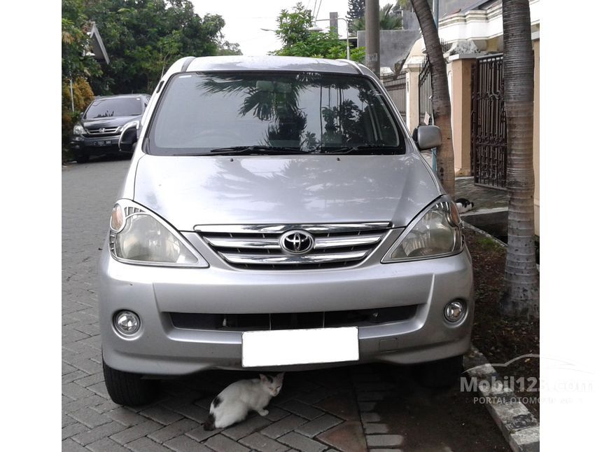 Jual Mobil  Toyota  Avanza  2004  G  1 3 di Jawa Timur 