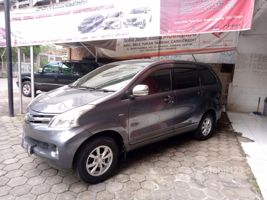 Jual Mobil Toyota Avanza 2012 G 1.3 Automatic MPV Abu-abu 