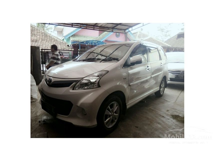 Jual Mobil Toyota Avanza 2015 Veloz 1.5 di Jawa Barat 