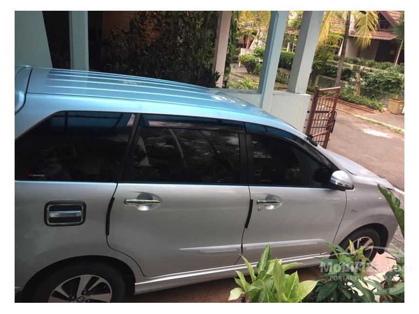 Jual Mobil Toyota Avanza 2016 Veloz 1.5 di DKI Jakarta 