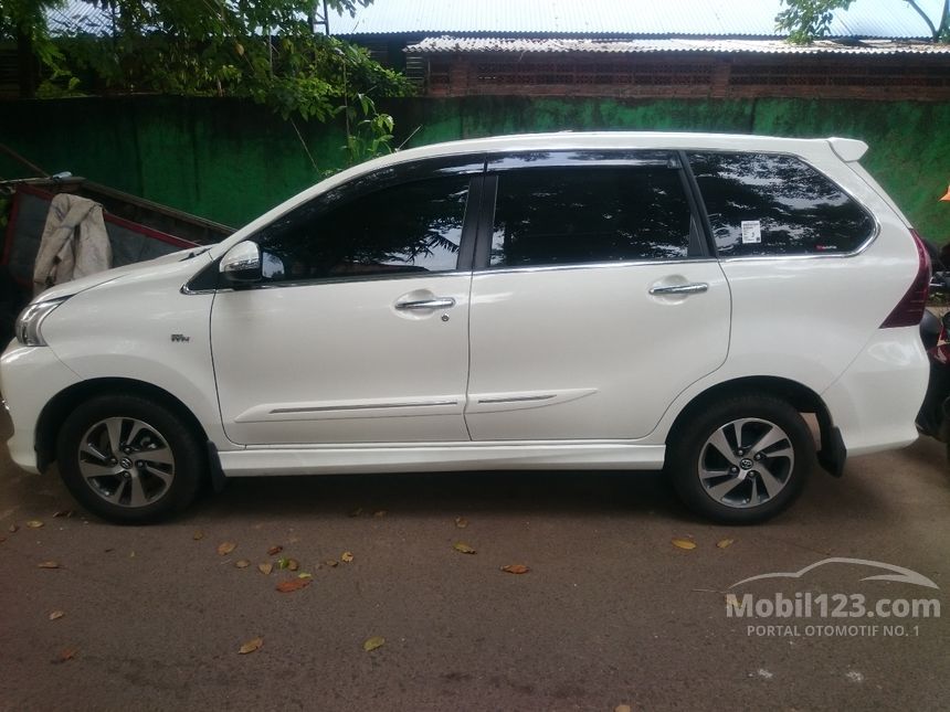 Jual Mobil Toyota Avanza 2017 Veloz 1.5 di DKI Jakarta 