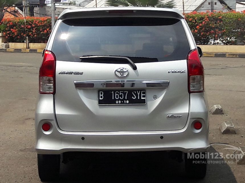 Kredit Toyota Avanza  2019 Veloz Paket Cicilan  Mobil  Dp 