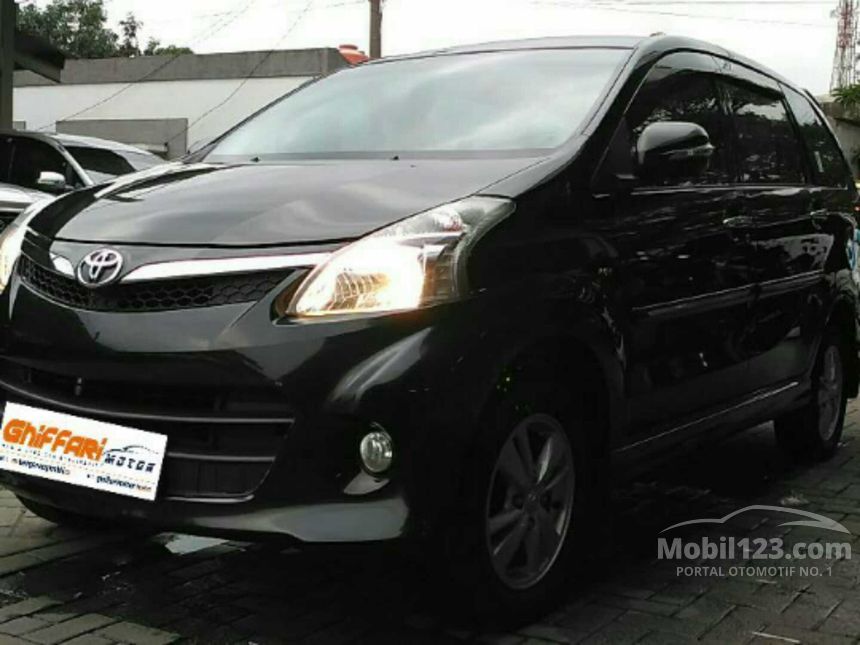 Toyota Avanza 2013 Veloz 1.5 di Banten Manual MPV Hitam Rp 