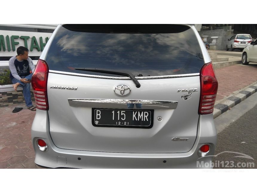 Jual Mobil  Toyota Avanza  2013 Veloz 1 5 Automatic MPV 