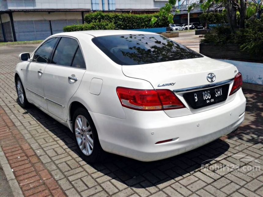 Jual Mobil Toyota Camry 2010  V 2 4 di Jawa Barat Automatic 