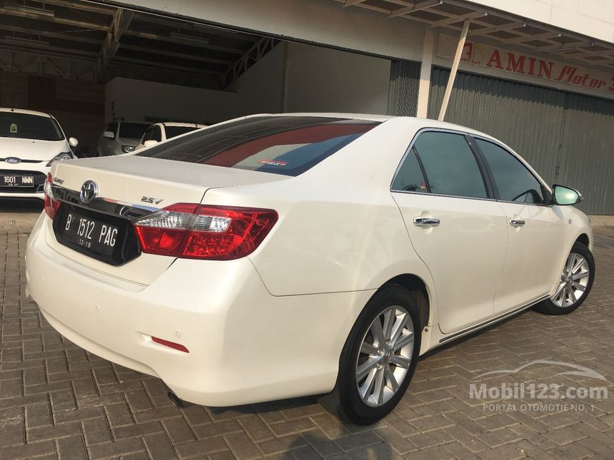 Jual Mobil Toyota Camry 2014 V 2.5 di Jawa Barat Automatic 