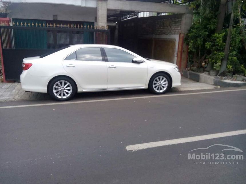 Jual Mobil Toyota Camry 2013 V 2.5 di Jawa Timur Automatic Jual Mobil Toyota Camry 2013 V 2.5 di Jawa Timur Automatic
