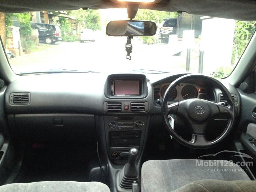 Toyota Corolla 2001 1.8 di DKI Jakarta Manual Minibus Biru