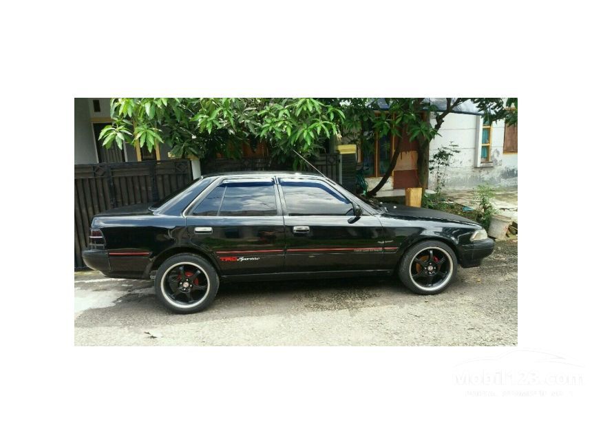 Toyota Corona  1990  1 6 di Jawa Barat Manual Sedan  Hitam Rp 