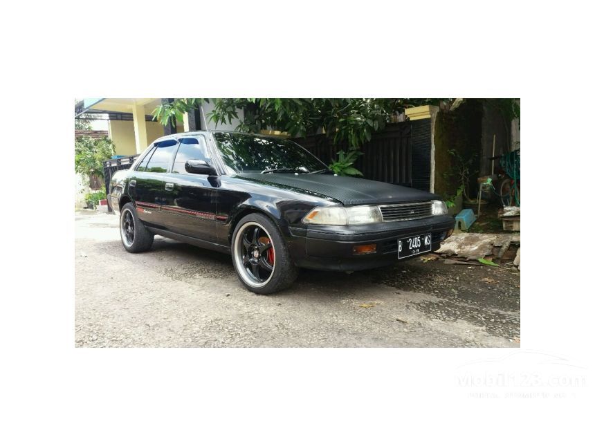 Toyota Corona  1990 1 6 di Jawa Barat Manual Sedan  Hitam Rp 