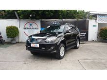 Toyota Fortuner 2.5 G New Hitam Metalik 2012 Pemberani