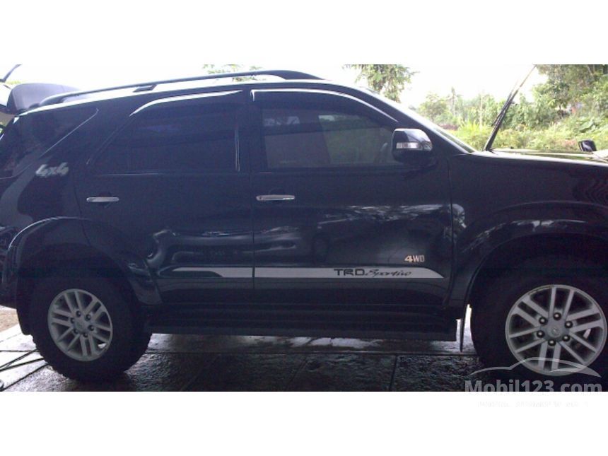 Mobil Bekas Toyota Fortuner 25 G At Harga Jual Mobil 