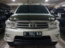 (TDP 30 Juta) Toyota Fortuner 2.5 G TRD SUV 2009