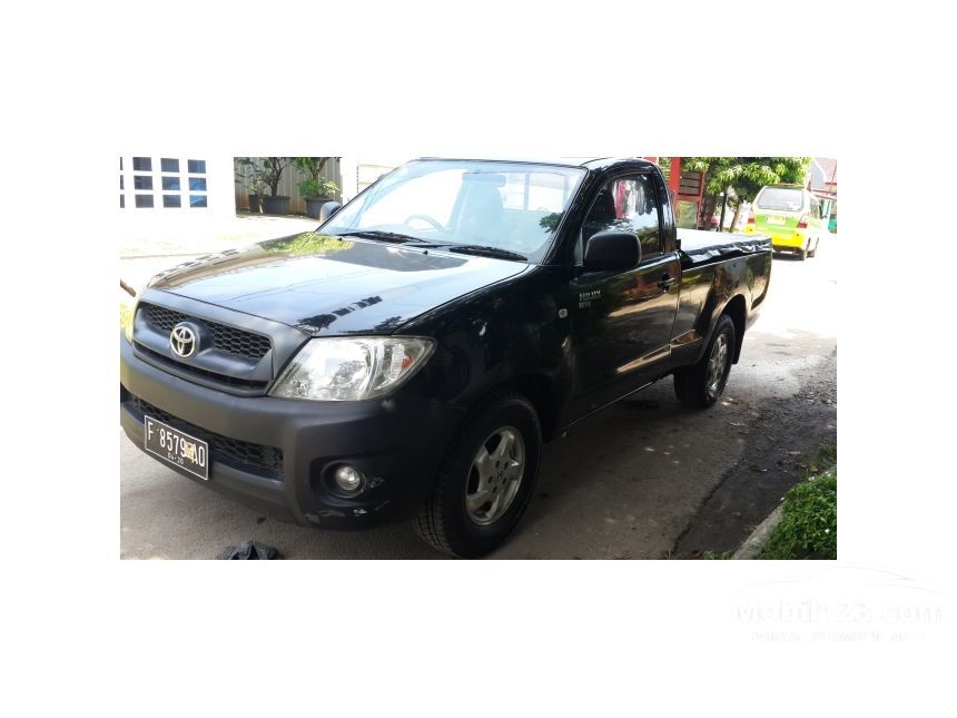 Toyota Hilux 2010 2 0 di Jawa Barat Manual Double  Cabin  