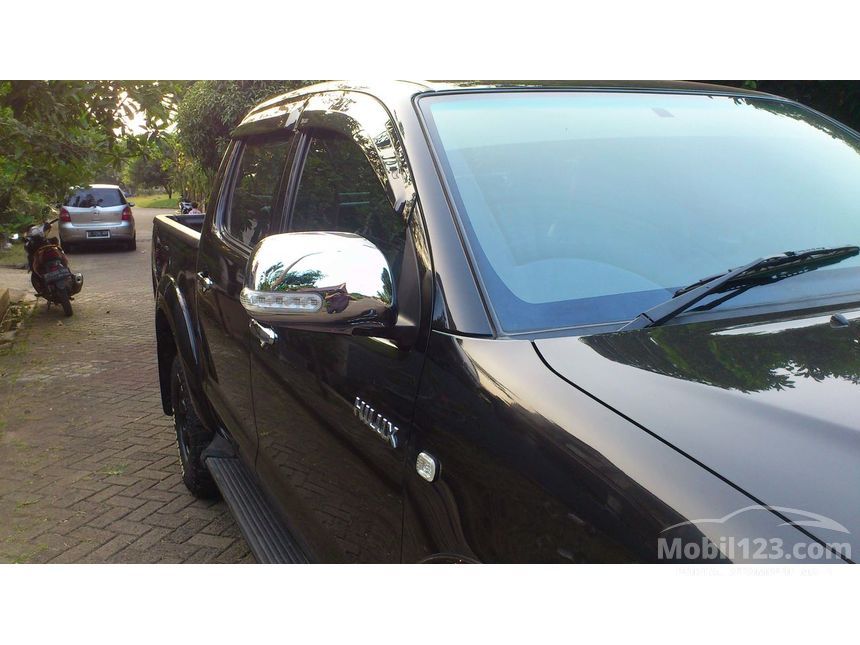 Toyota Hilux 2013 E 2.5 di Jawa Barat Manual Pick-up Hitam 