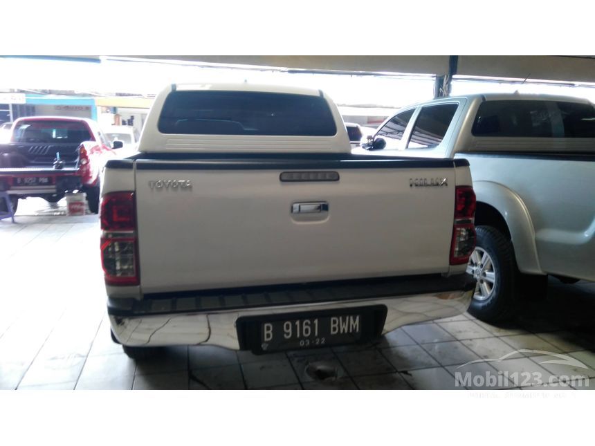 Foto Mobil  Hilux  Terbaru  Rommy Car