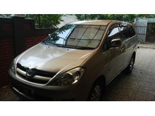 2004 Toyota Innova 2.0
