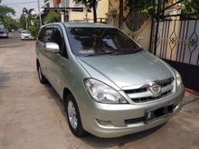 Toyota Kijang Innova V M/T Bensin 2004 Pemakaian Pribadi