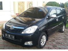2010 Toyota Innova 2.5 MPV Minivans
