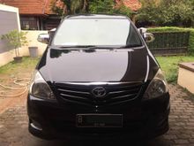 Toyota Innova G 2.0, A/T