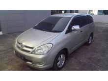 Kijang innova G a/t 2008