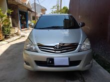 2010 Toyota Innova 2.0 Matic ( BU )