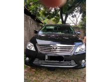 Toyota Innova 2013 V
