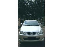 2010 Toyota Innova 2.0 MPV Minivans