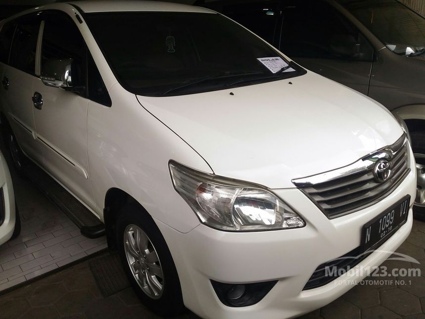 Jual Mobil Toyota Kijang Innova 2012 E 2.5 di Jawa Timur 