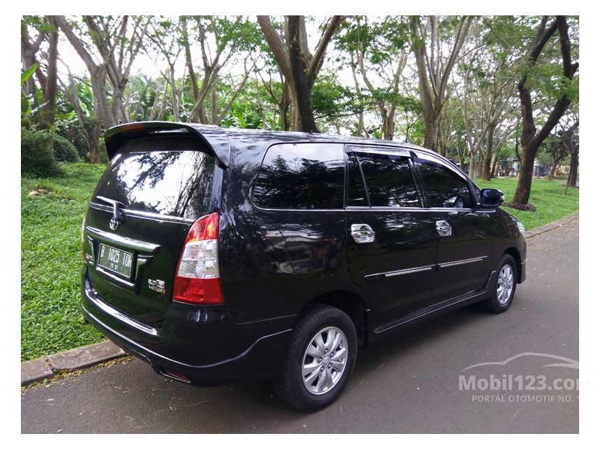 Toyota Kijang Innova 2011 G Luxury 2.0 di Banten Automatic 