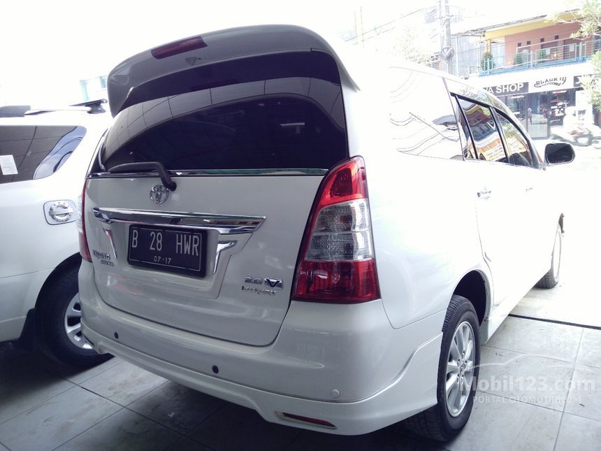 Jual Mobil Toyota Kijang Innova 2012 V Luxury 2.0 di Jawa 