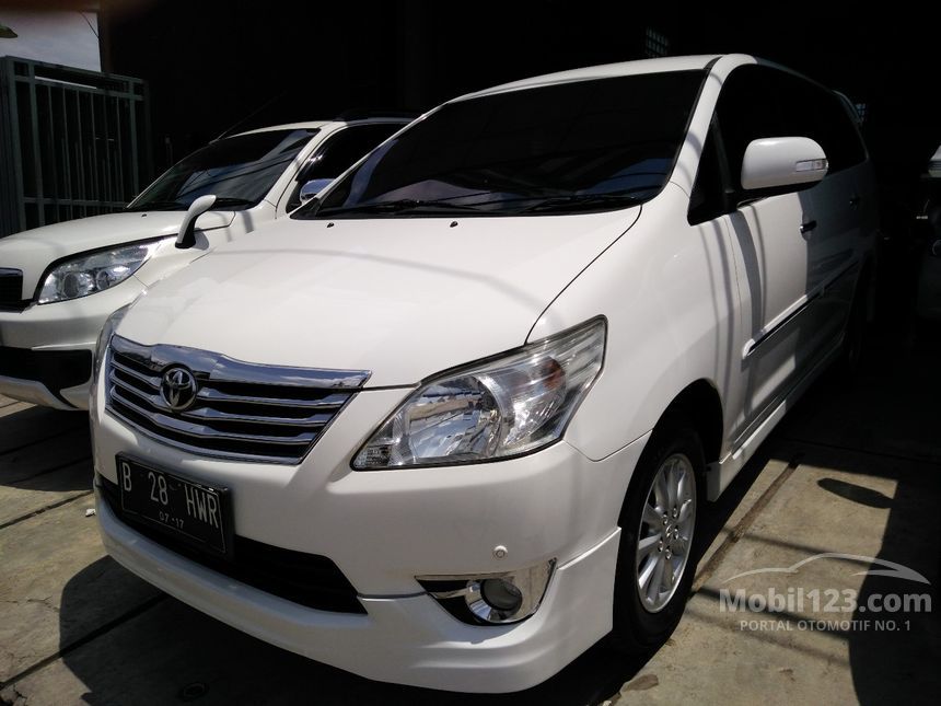 Jual Mobil Toyota Kijang Innova 2012 V Luxury 2.0 di Jawa 