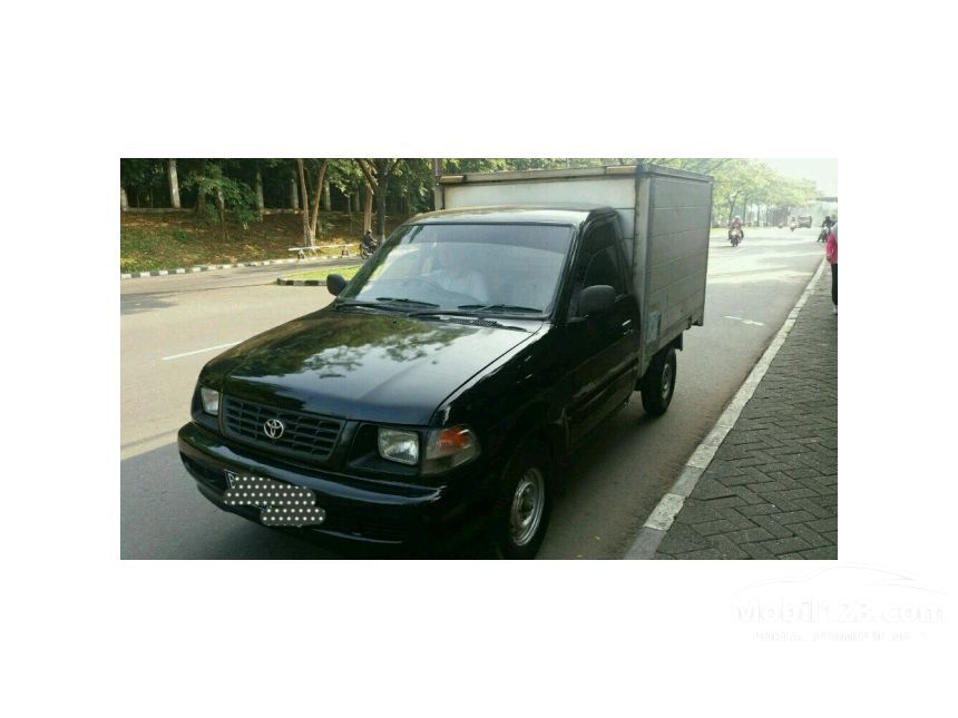 Jual Mobil Toyota Kijang Pick Up 2005 1.8 di Jawa Barat 