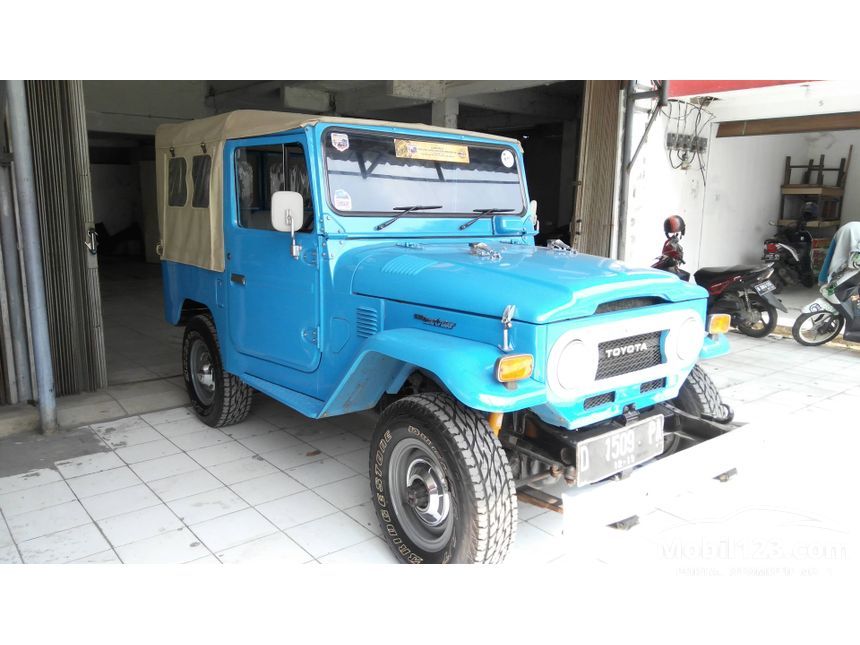 Jual Mobil  Toyota  Land  Cruiser  1977 3 0 Manual 3 0 di DKI 