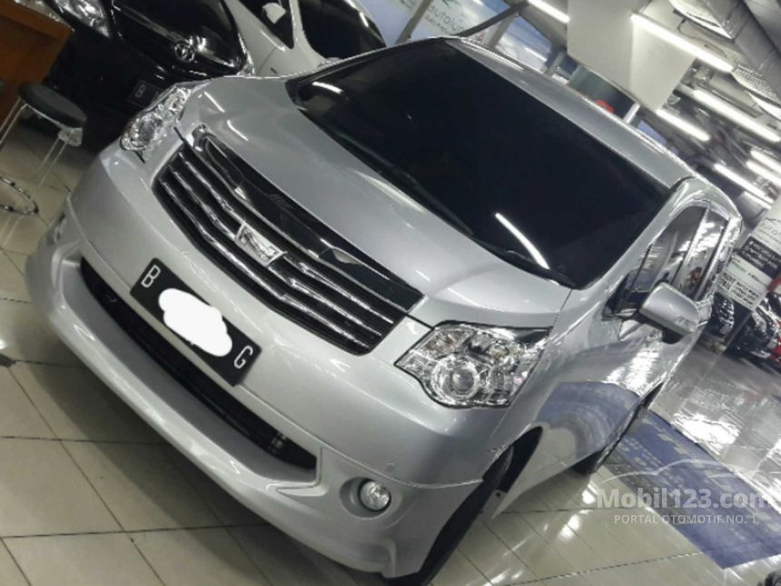 Jual Mobil Toyota NAV1 2014 Luxury V 2.0 di DKI Jakarta 
