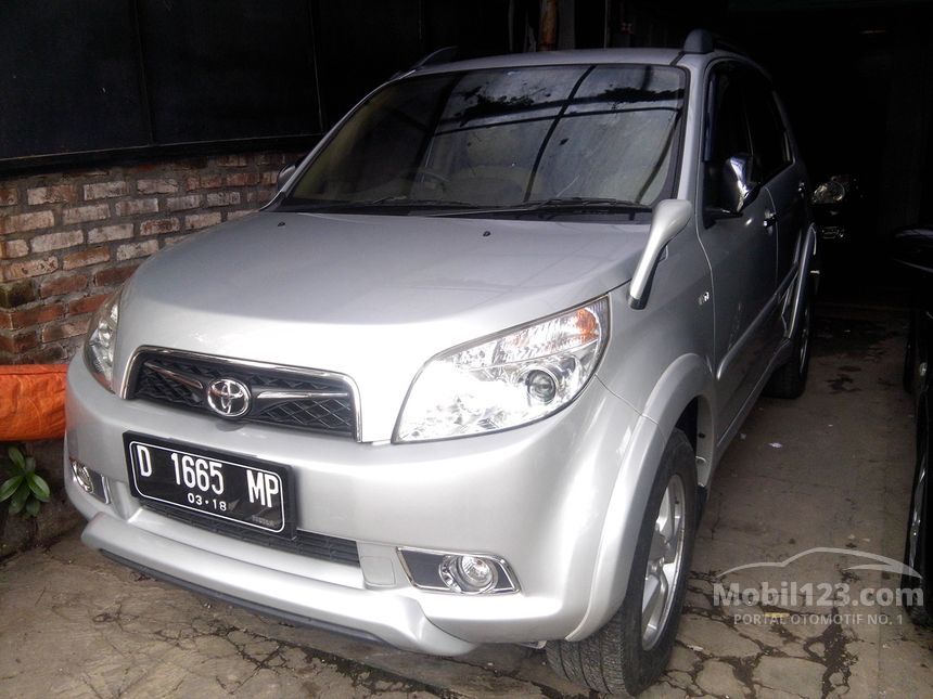 Jual Mobil  Toyota  Rush  2010  S 1 5 di Jawa Barat Manual SUV 