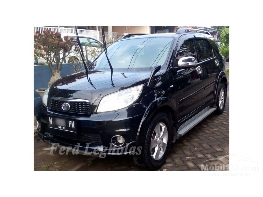  Toyota  Rush  2011 S 1 5 di Jawa Timur Automatic SUV Hitam 