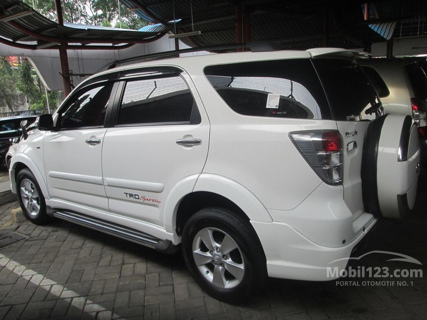 Jual Mobil Toyota Rush 2013  TRD Sportivo 1 5 di DKI 