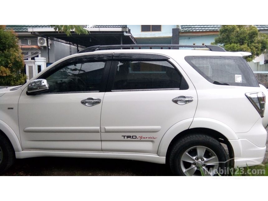 Jual Mobil Toyota Rush 2014 TRD Sportivo 1.5 di Sumatera 