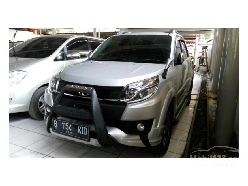 Jual Mobil  Toyota  Rush  2019  TRD  Sportivo  1 5 di Jawa Barat 