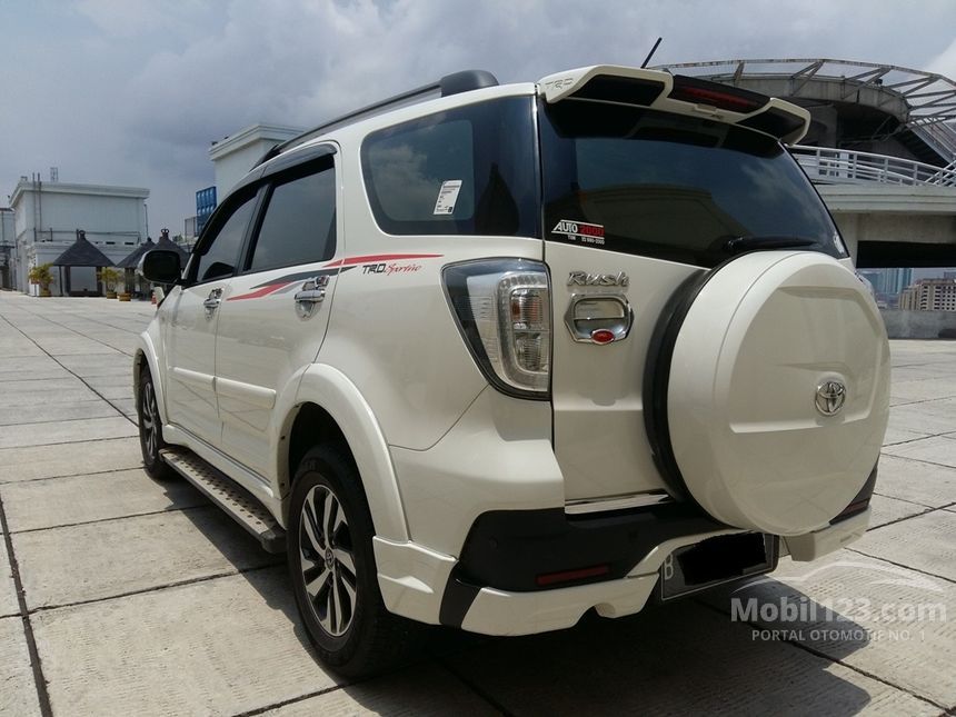 Jual Mobil  Toyota  Rush  2019  TRD  Sportivo  1 5 di DKI 