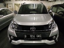 Toyota Rush TRD Sportivo 2015 MATIC seperti baru KM 5ribu