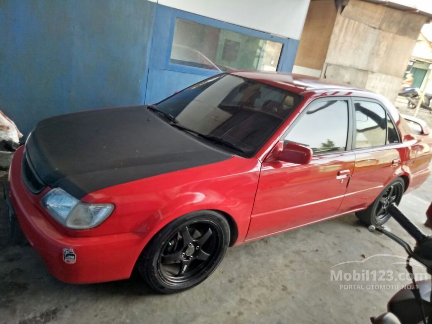 Toyota Soluna 2002 XLi 1.5 di Banten Manual Sedan Merah Rp 