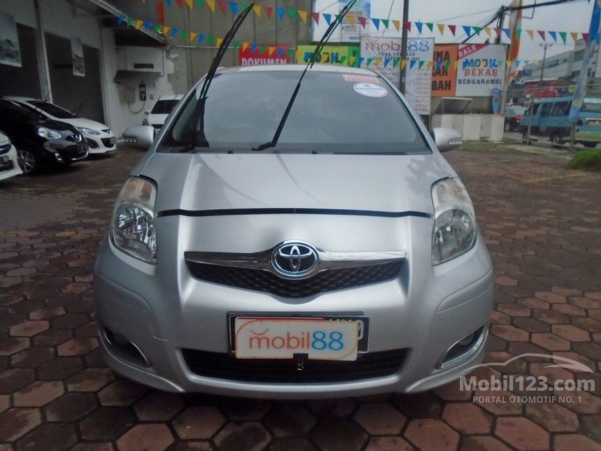 Jual Mobil Toyota Yaris 2012  E 1 5 di Banten Automatic 